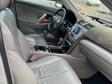 Toyota Camry 2011 года за 3 500 000 тг. в Атырау – фото 5