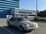 Mercedes-Benz E 260 1992 годаfor1 350 000 тг. в Караганда