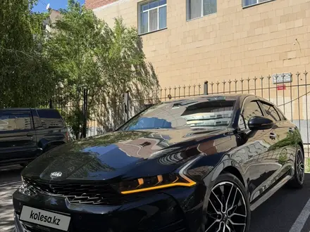 Kia K5 2021 года за 11 900 000 тг. в Астана