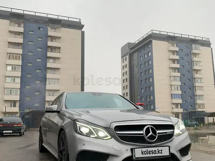 Mercedes-Benz E 400 2014 года за 15 700 000 тг. в Шымкент – фото 25