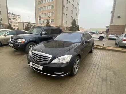 Mercedes-Benz S 600 2010 года за 10 000 000 тг. в Астана