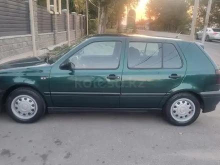 Volkswagen Golf 1996 года за 3 000 000 тг. в Алматы – фото 5