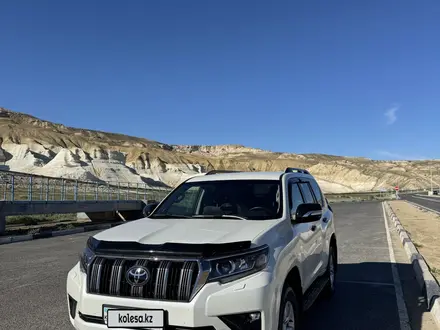 Toyota Land Cruiser Prado 2023 года за 31 500 000 тг. в Актау