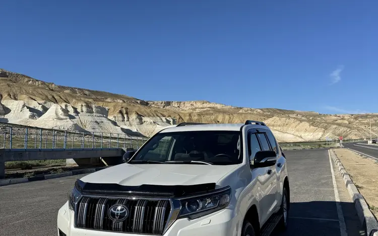 Toyota Land Cruiser Prado 2023 года за 31 500 000 тг. в Актау