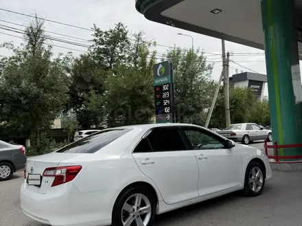 Toyota Camry 2014 года за 7 650 000 тг. в Шымкент – фото 3