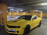 Chevrolet Camaro 2010 годаүшін10 000 000 тг. в Астана – фото 2