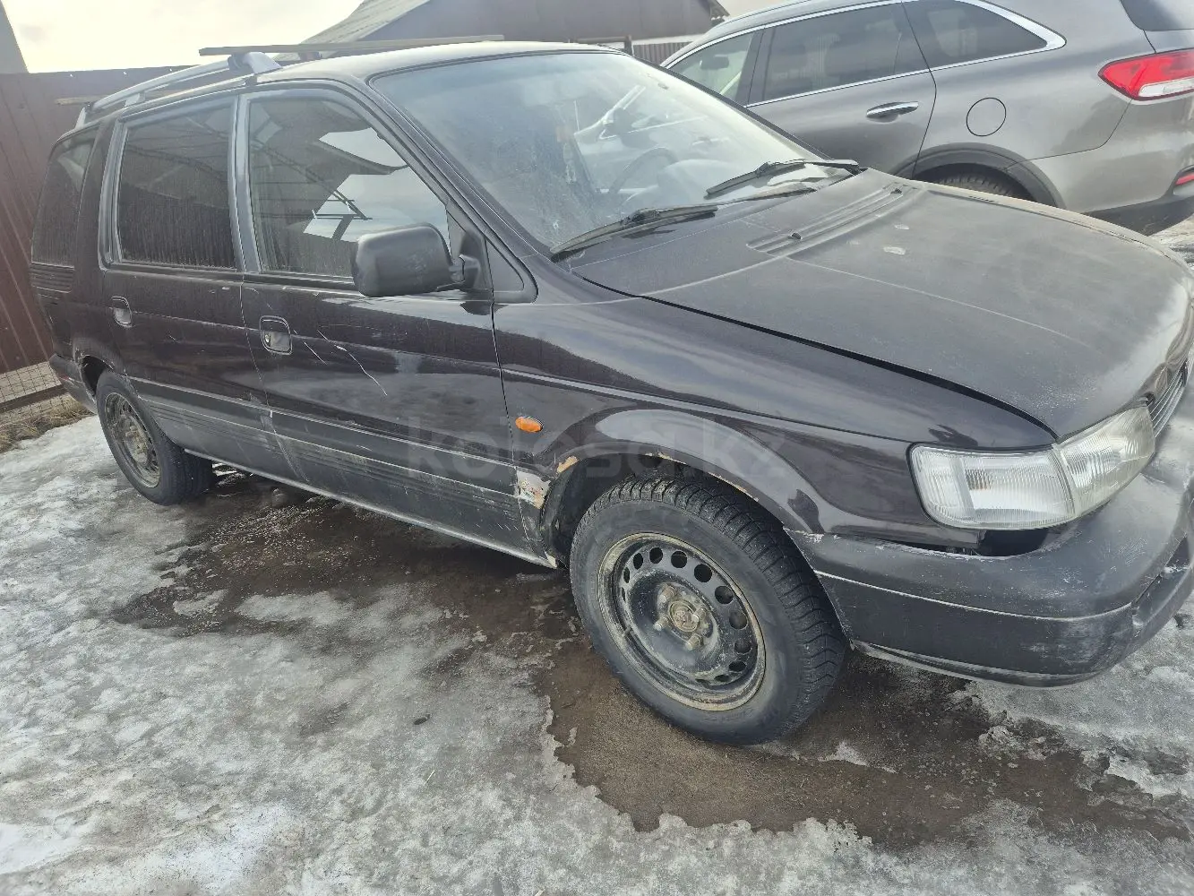 Mitsubishi Space Wagon, 1993