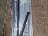 Боковой молдинг стекла за 18 000 тг. в Алматы