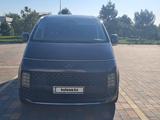 Hyundai Staria 2023 года за 19 500 000 тг. в Алматы – фото 3