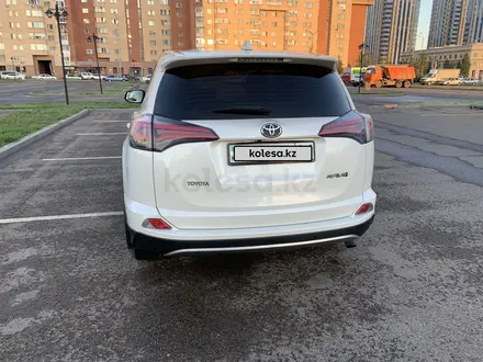 Toyota RAV4 2016 года за 10 500 000 тг. в Астана – фото 15