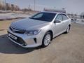 Toyota Camry 2015 года за 11 000 000 тг. в Актобе – фото 3