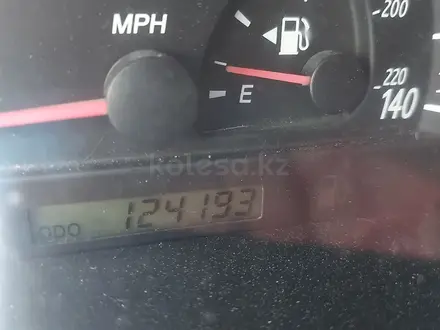 Toyota Camry 2003 года за 4 000 000 тг. в Актау – фото 8
