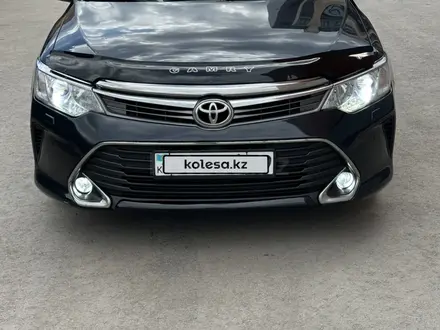 Toyota Camry 2016 года за 10 500 000 тг. в Караганда – фото 2