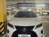 Lexus RX 200t 2022 годаfor31 000 000 тг. в Алматы