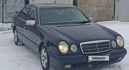 Mercedes-Benz E 200 1998 годаүшін2 500 000 тг. в Караганда