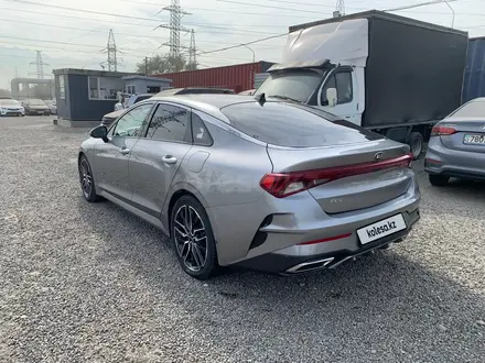 Kia K5 2021 года за 8 262 000 тг. в Алматы – фото 4