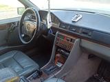 Mercedes-Benz E 300 1993 года за 650 000 тг. в Шымкент – фото 3