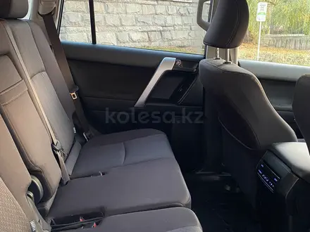 Toyota Land Cruiser Prado 2018 года за 25 500 000 тг. в Алматы – фото 6