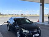 Chevrolet Cruze 2013 года за 3 300 000 тг. в Туркестан – фото 2