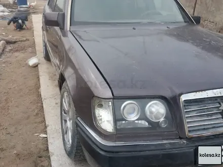 Mercedes-Benz E 280 1993 года за 800 000 тг. в Сарыагаш