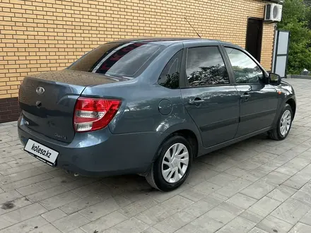 ВАЗ (Lada) Granta 2190 2015 года за 2 870 000 тг. в Актобе – фото 4