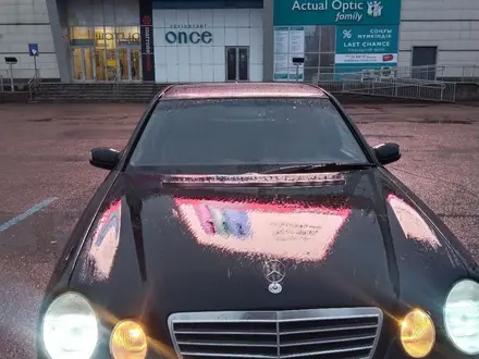 Mercedes-Benz E 280 2000 года за 3 500 000 тг. в Астана