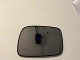 Зеркальный элемент с подогревам на Avensis т25 за 4 000 тг. в Астана