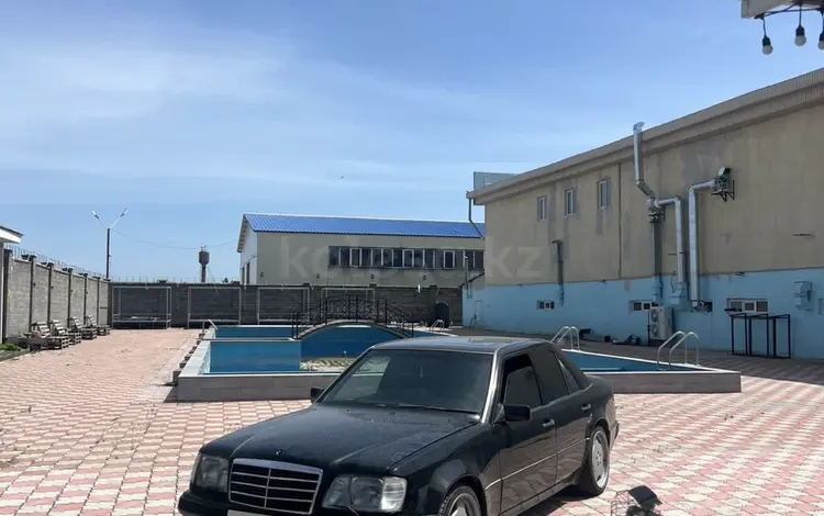 Mercedes-Benz E 300 1990 годаfor3 400 000 тг. в Алматы