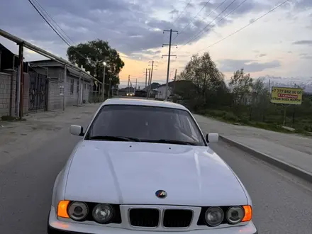 BMW 525 1992 года за 1 800 000 тг. в Алматы – фото 4