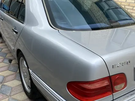 Mercedes-Benz E 280 1998 года за 4 000 000 тг. в Кызылорда – фото 16