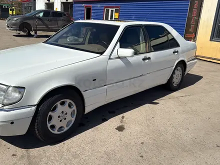 Mercedes-Benz S 320 1997 года за 2 800 000 тг. в Астана