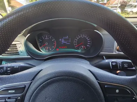 Kia K5 2016 года за 6 300 000 тг. в Алматы – фото 2