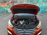 Hyundai Santa Fe 2013 годаfor9 500 000 тг. в Алматы – фото 5