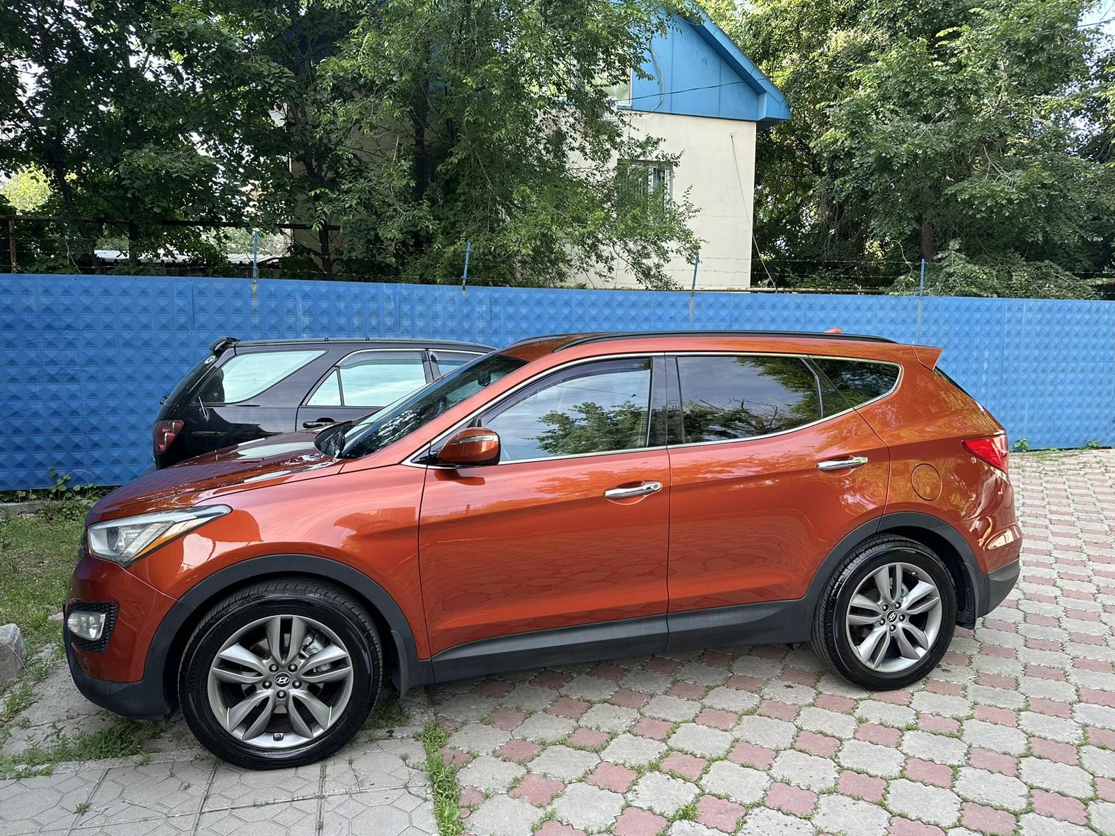 Hyundai Santa Fe 2013 г.