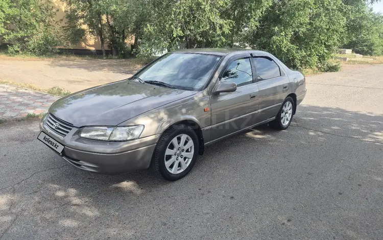 Toyota Camry 1999 года за 3 700 000 тг. в Конаев (Капшагай)