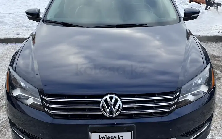 Volkswagen Passat 2013 года за 8 800 000 тг. в Астана