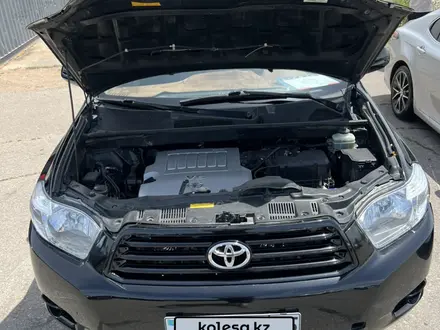 Toyota Highlander 2008 года за 8 900 000 тг. в Алматы – фото 12