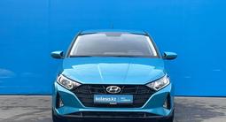 Hyundai i20 2023 года за 7 640 000 тг. в Алматы – фото 2