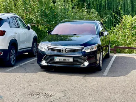 Toyota Camry 2015 года за 13 850 000 тг. в Алматы