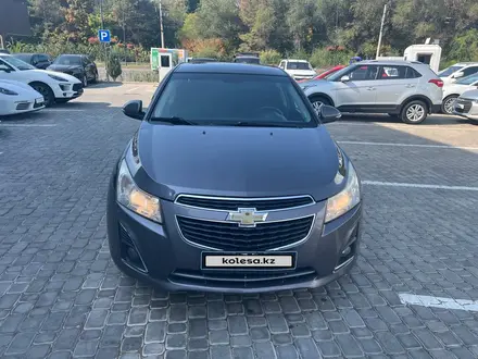 Chevrolet Cruze 2014 года за 3 650 000 тг. в Алматы – фото 2