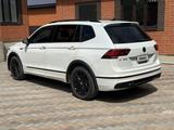 Volkswagen Tiguan 2022 года за 7 900 000 тг. в Актобе – фото 5