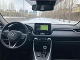 Toyota RAV4 2021 года за 15 700 000 тг. в Астана – фото 4