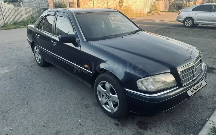 Mercedes-Benz C 220 1995 годаfor2 000 000 тг. в Караганда