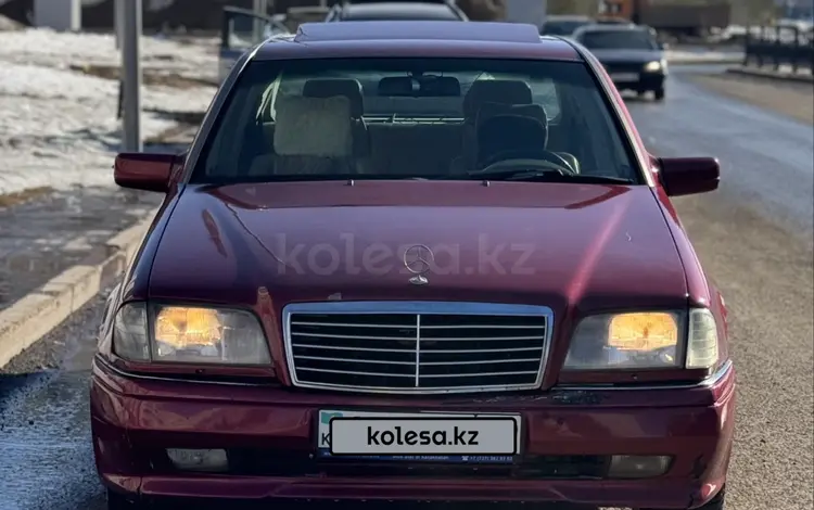 Mercedes-Benz C 220 1994 года за 1 800 000 тг. в Астана