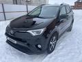 Toyota RAV4 2017 года за 9 350 000 тг. в Актобе – фото 3