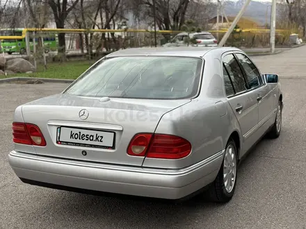 Mercedes-Benz E 230 1998 года за 4 800 000 тг. в Алматы – фото 9