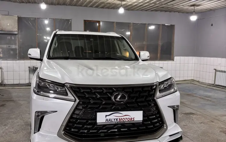 Lexus LX 570 2021 годаfor63 500 000 тг. в Алматы