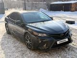 Toyota Camry 2020 года за 10 250 000 тг. в Павлодар – фото 2