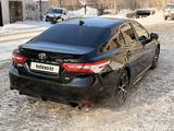 Toyota Camry 2020 года за 10 250 000 тг. в Павлодар – фото 3