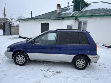 Mitsubishi Space Runner 1996 года за 1 500 000 тг. в Павлодар – фото 2